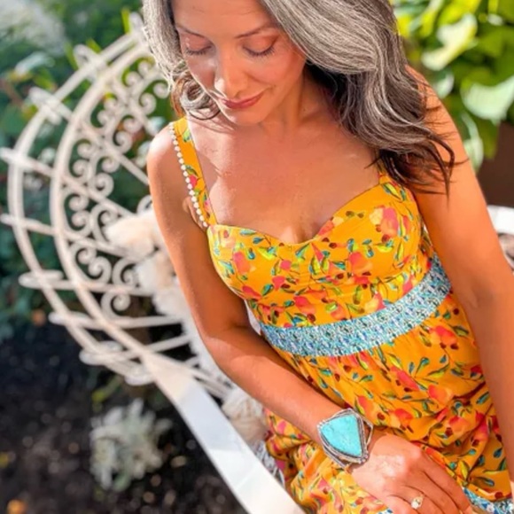 FARM RIO 🍌 Anthropologie Tropical Anjou Cashew Yellow Layered Maxi Dress NWT - Picture 8 of 17